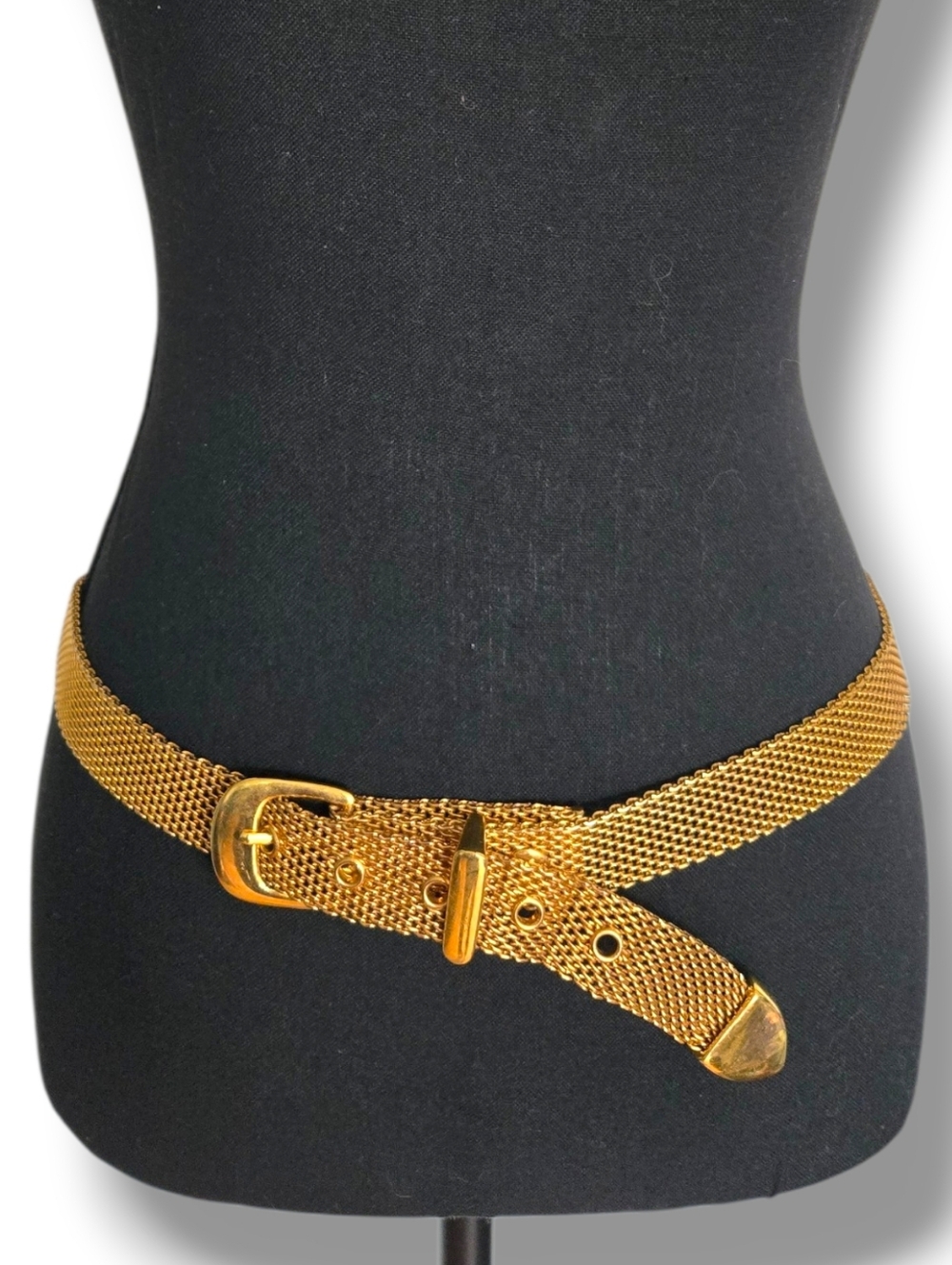 Vintage Gold‑Tone Chainlink Metal Belt – 40" Statement Accessory